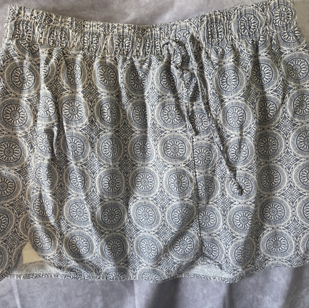 Blue and White Patterned Skirt